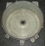 Tył Zbiornika z łożyskami